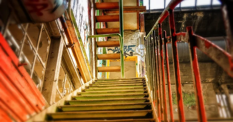 Les coûts cachés et les délais qu'on oublie de vous dire