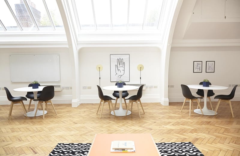 Découvrez les meilleures tables gigognes Conforama pour transformer votre intérieur en 2026